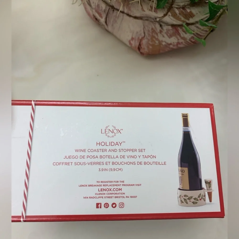 Lenox Holiday Wine Coaster & Stopper Holly and Berry Christmas Set